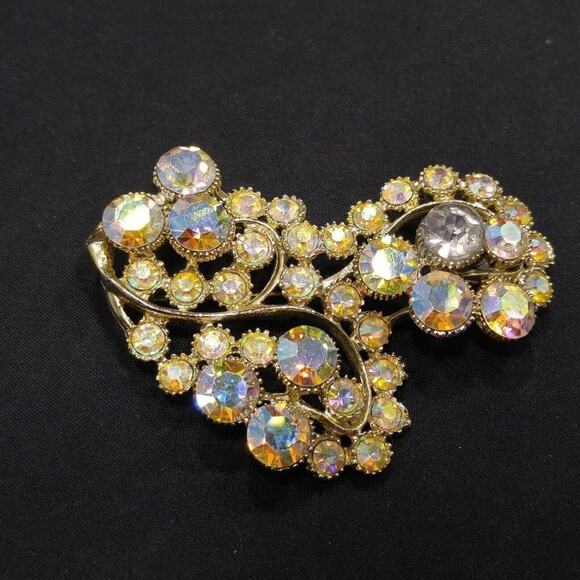 Vintage BSK Gold Aurora Borealis Rhinestone Floral Brooch 1950s Signed B.S.K. - Picture 9 of 9